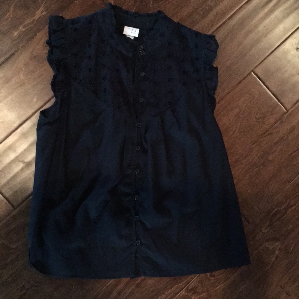 A New Day black sleeveless top - never worn- new-